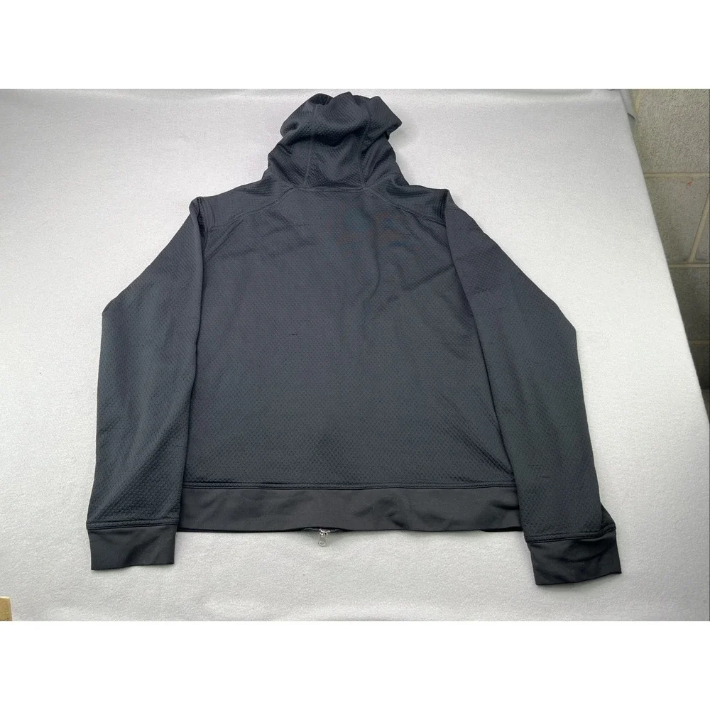 Nike men sphere